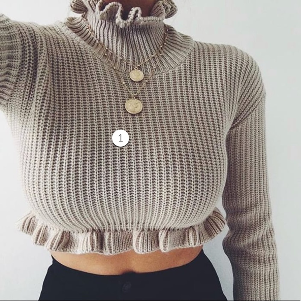 Brand NEW W/O TAGS, Gray,chunky knit crop sweater